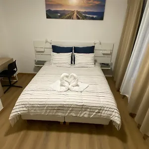 011-superbe-etage-spacieux-tres-calme-netflix-gratuit.brusselshotelsbook.com/