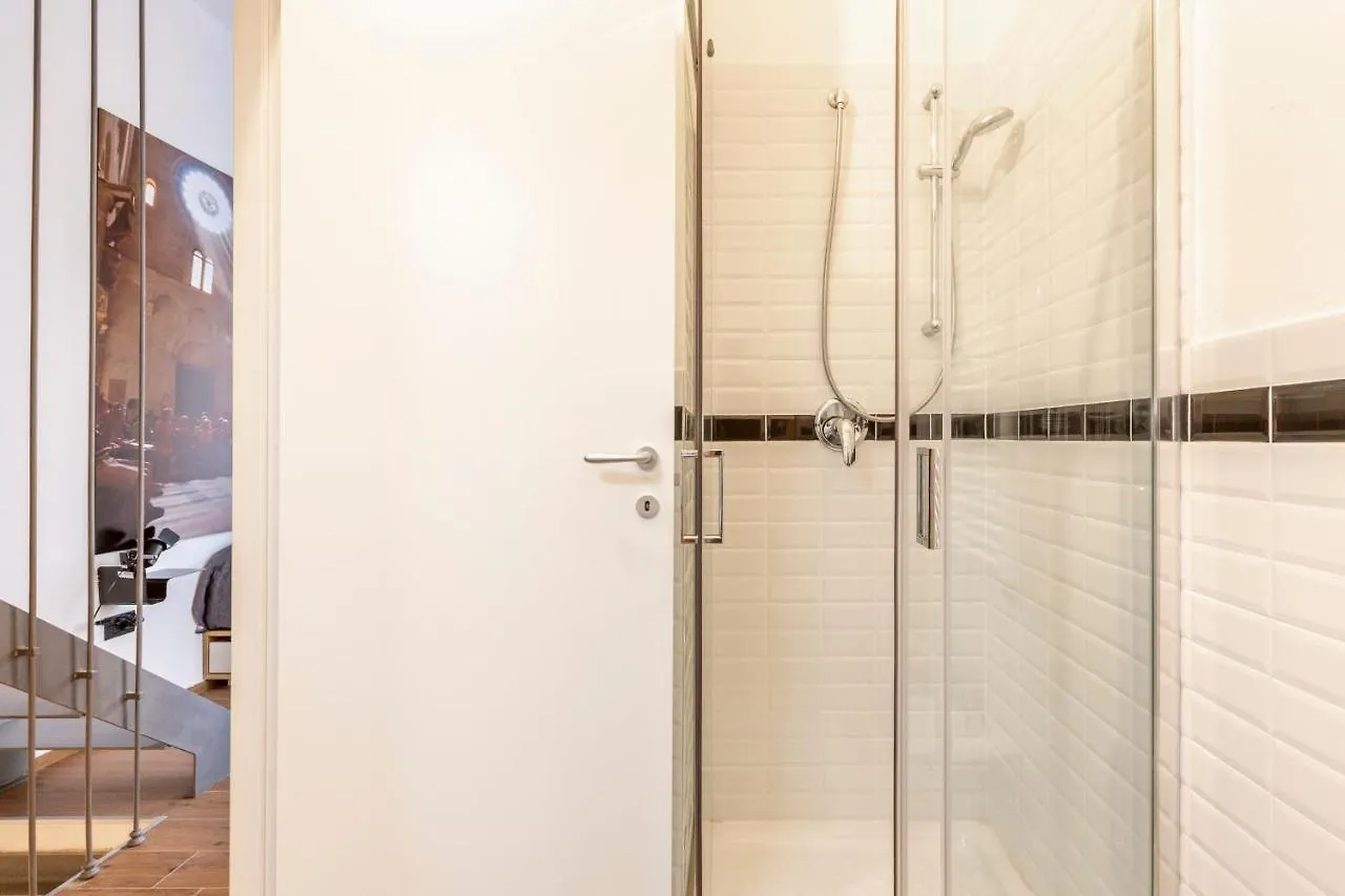 Just Here Apartments - Lascia Fare A Dio Bari Italy